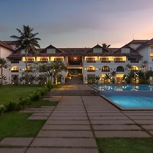 Estuary Sarovar Premiere Island Resort Poovar