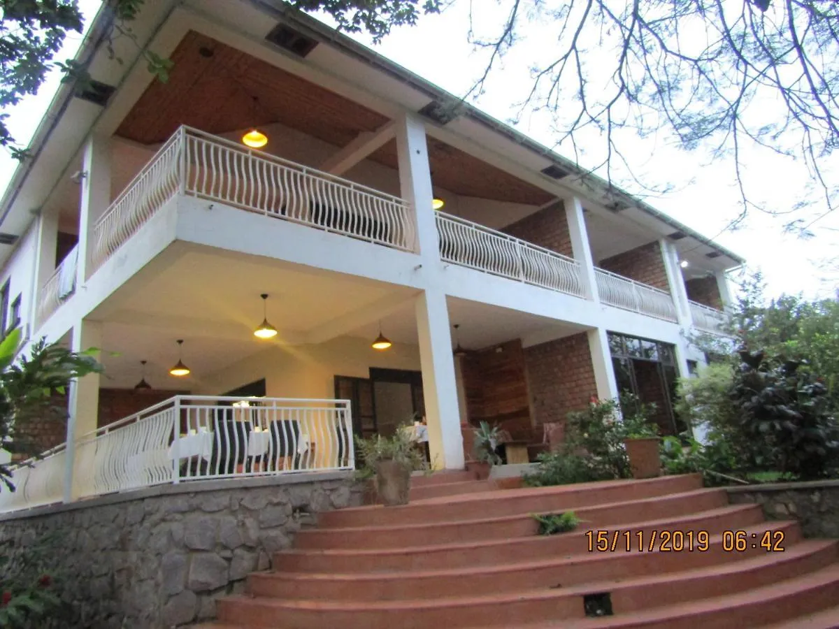 Hospitality Connect Bed and Breakfast Καμπάλα